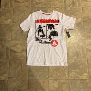 White Airwalk T Shirt Men’s XL